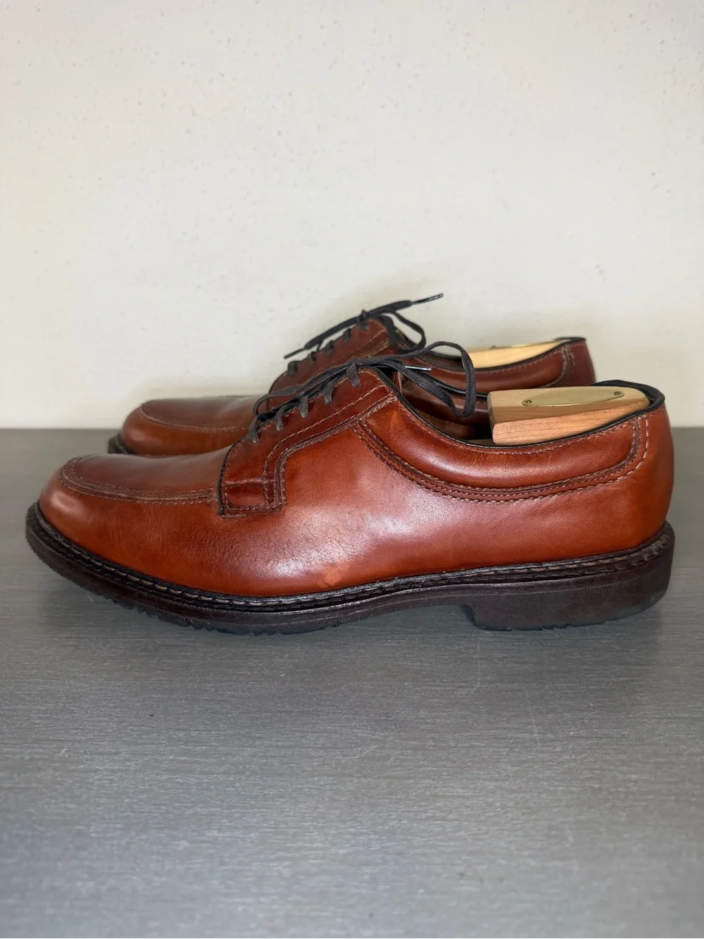 Allen Edmonds Wilbert Men’s Split Toe Derby Dark Chili Calfskin Size 10.5 3E